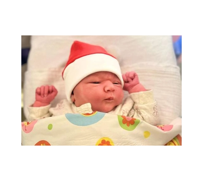 Sara is eerste kerstkindje van dit jaar